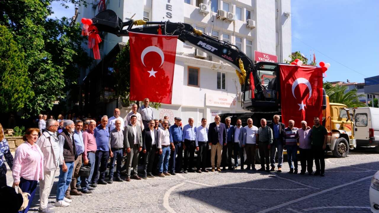Yatağan Belediyesi’nden 7,5 Milyon Liralık Yeni Ekskavatör Yatırımı 2